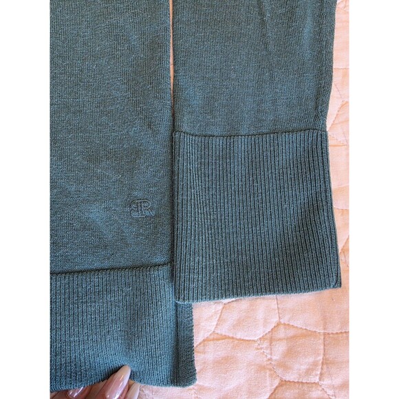 Banana Republic Ladies' Merino Wool V-Neck Sweater, Green Bayberry Medium Preppy - Picture 4 of 9